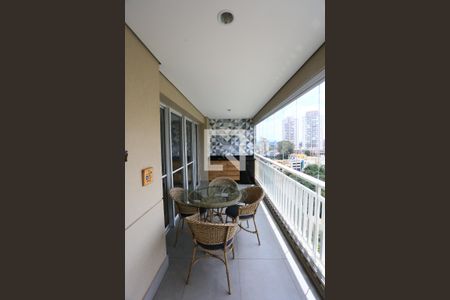 Varanda de apartamento para alugar com 3 quartos, 145m² em Vila Sonia, São Paulo