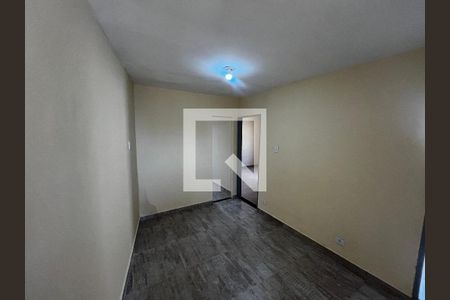 Sala de casa para alugar com 2 quartos, 80m² em Vila Roque, São Paulo