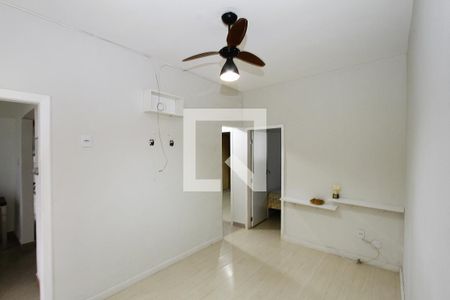 Sala de casa para alugar com 3 quartos, 70m² em Dom Cabral, Belo Horizonte