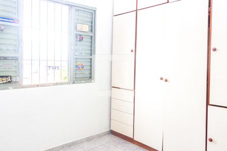 Quarto 1 de casa para alugar com 2 quartos, 96m² em Jardim Cristal, São Paulo