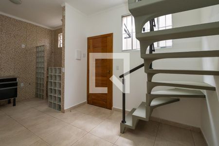 Sala/Cozinha de apartamento para alugar com 1 quarto, 30m² em Chácara Mafalda, São Paulo