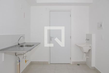 Sala e Cozinha de apartamento para alugar com 1 quarto, 29m² em Bom Retiro, São Paulo