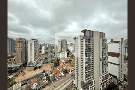 Vista Sala de apartamento para alugar com 1 quarto, 31m² em Jardim das Acacias, São Paulo