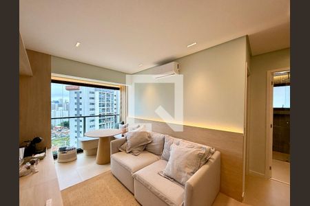 Sala de apartamento para alugar com 1 quarto, 31m² em Jardim das Acacias, São Paulo