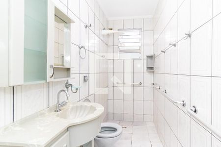 Banheiro de casa para alugar com 1 quarto, 70m² em Vila Brasil, São Paulo