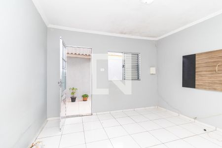 Sala/Quarto de casa para alugar com 1 quarto, 70m² em Vila Brasil, São Paulo