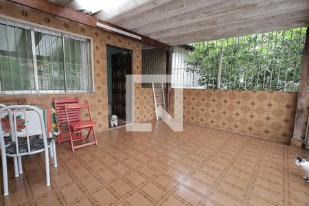 Sacada de casa à venda com 4 quartos, 197m² em Parque João Ramalho, Santo André