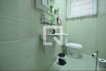 Lavabo de casa à venda com 3 quartos, 215m² em Vila Mazzei, São Paulo
