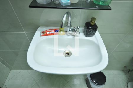 Lavabo de casa à venda com 3 quartos, 215m² em Vila Mazzei, São Paulo