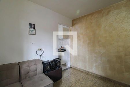 Sala de casa para alugar com 3 quartos, 75m² em Parque dos Bancarios, São Paulo