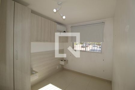 Quarto 2 de apartamento para alugar com 2 quartos, 47m² em Morro Santana, Porto Alegre
