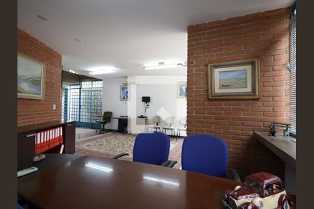 Sala de casa à venda com 3 quartos, 284m² em Jardim Leonor, São Paulo