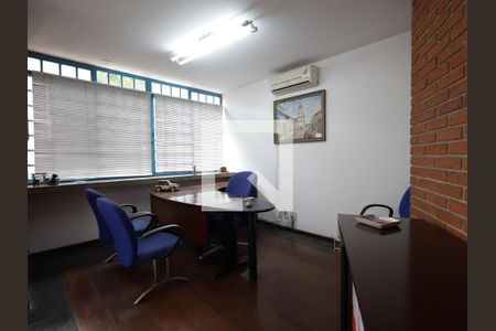 Sala de casa à venda com 3 quartos, 284m² em Jardim Leonor, São Paulo