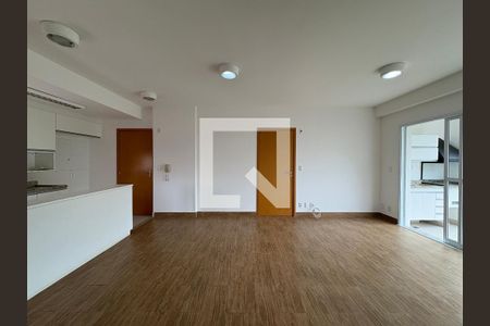 Sala de apartamento para alugar com 3 quartos, 90m² em Jardim Bela Vista, Santo André