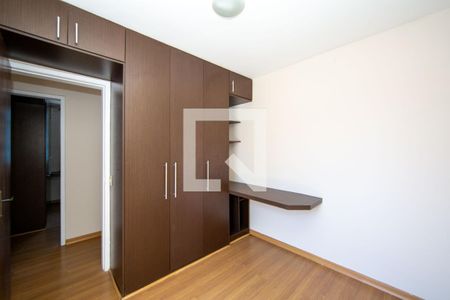 Quarto de apartamento à venda com 3 quartos, 80m² em Coração Eucarístico, Belo Horizonte