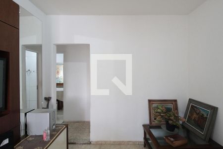Sala de casa para alugar com 3 quartos, 350m² em Piratininga, Belo Horizonte