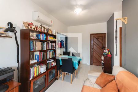 Sala de apartamento à venda com 2 quartos, 60m² em Praça da Bandeira, Rio de Janeiro