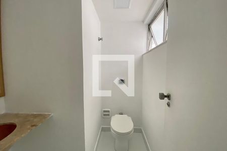 Lavabo de apartamento à venda com 4 quartos, 198m² em Leblon, Rio de Janeiro