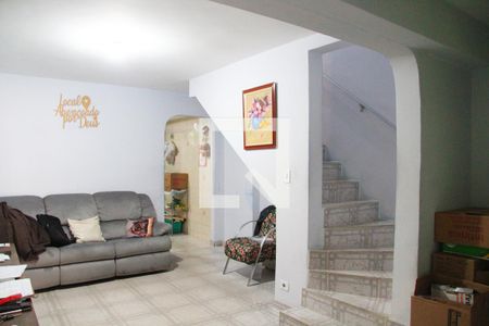 Sala de casa para alugar com 2 quartos, 120m² em Residencial Parque Cumbica, Guarulhos