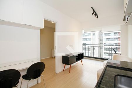 Sala/Cozinha de apartamento para alugar com 1 quarto, 29m² em Sumaré, São Paulo