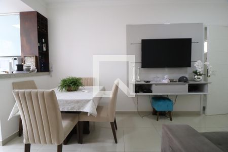 Sala de apartamento para alugar com 2 quartos, 48m² em Santa Mônica, Uberlândia