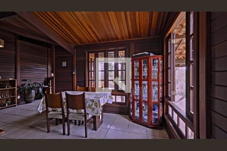Sala de Jantar de casa de condomínio à venda com 3 quartos, 200m² em Fazenda dos Pires, Nova Lima