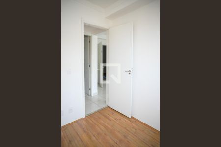 Quarto 1 de apartamento para alugar com 2 quartos, 33m² em Parque Fongaro, São Paulo
