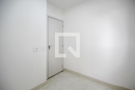 Quarto 2 de apartamento para alugar com 2 quartos, 36m² em Vila Albertina, São Paulo