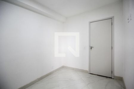 Quarto 1 de apartamento para alugar com 2 quartos, 36m² em Vila Albertina, São Paulo