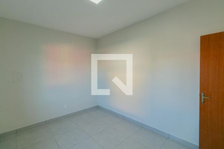Quarto de casa à venda com 2 quartos, 90m² em Jardim Leblon, Belo Horizonte