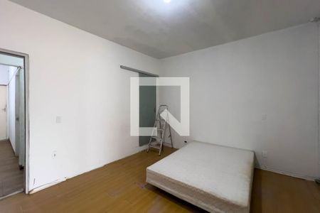Quarto de casa para alugar com 1 quarto, 50m² em Cambuci, São Paulo