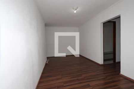 Sala de apartamento para alugar com 2 quartos, 82m² em Vila Ivone, São Paulo
