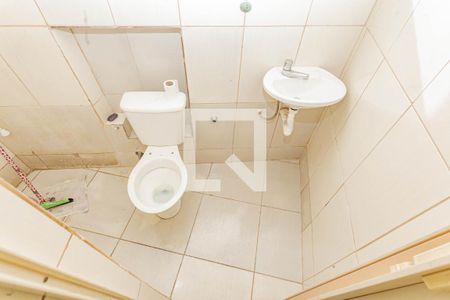 Banheiro de casa para alugar com 1 quarto, 50m² em Jardim Maria Estela, São Paulo