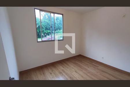 Quarto 2 de apartamento à venda com 2 quartos, 45m² em Camorim, Rio de Janeiro
