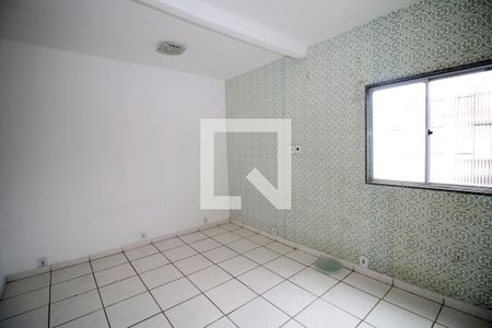 Quarto 1 de casa para alugar com 3 quartos, 52m² em Irajá, Rio de Janeiro