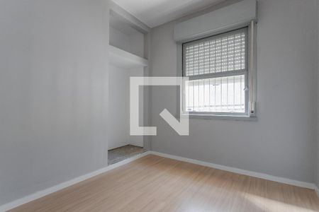 Quarto 1 de casa à venda com 3 quartos, 600m² em Petrópolis, Porto Alegre