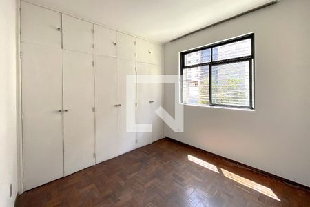 Quarto 1 de apartamento para alugar com 3 quartos, 103m² em São Pedro, Belo Horizonte