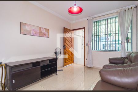 Sala de casa para alugar com 2 quartos, 134m² em Chácara Mafalda, São Paulo