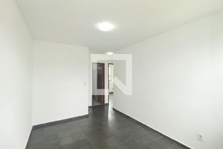 Sala de apartamento para alugar com 2 quartos, 50m² em Campo Grande, Rio de Janeiro