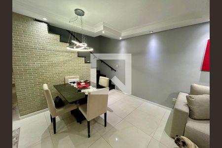 Sala de casa à venda com 2 quartos, 120m² em Jardim Santa Clara, Guarulhos