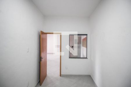 Quarto  de casa para alugar com 2 quartos, 75m² em Engenho Pequeno, Nova Iguaçu