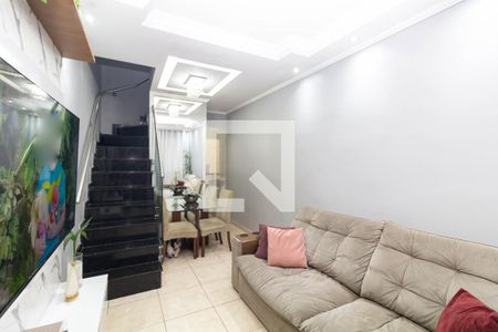 Sala de casa de condomínio à venda com 2 quartos, 70m² em Parada Xv de Novembro, São Paulo