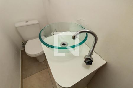 Lavabo de casa de condomínio à venda com 2 quartos, 70m² em Parada Xv de Novembro, São Paulo
