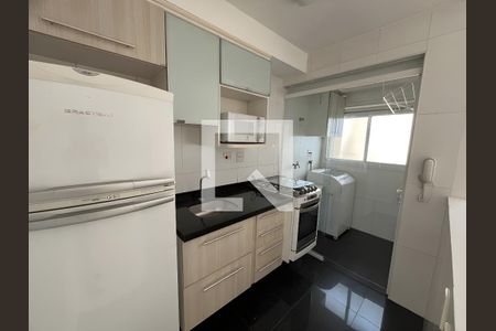 Sala/Cozinha de apartamento para alugar com 1 quarto, 45m² em Indianópolis, São Paulo