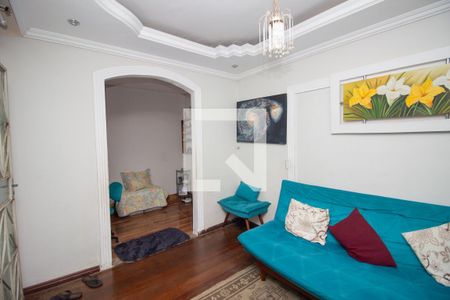 Sala 2 de casa à venda com 4 quartos, 140m² em Industrial, Contagem