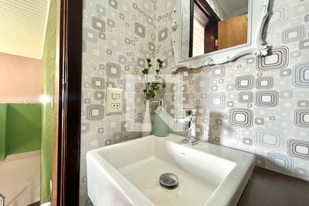 Lavabo de apartamento para alugar com 3 quartos, 130m² em Vila Guarani, São Paulo