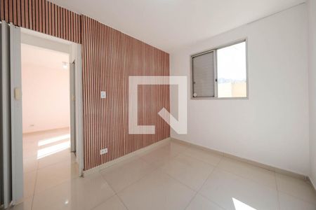 Quarto 2 de apartamento para alugar com 2 quartos, 55m² em Vila Silvia, São Paulo