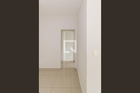 Sala de apartamento à venda com 2 quartos, 60m² em Vaz Lobo, Rio de Janeiro