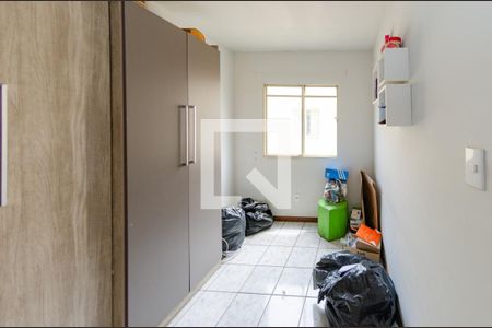 Quarto 2 de apartamento para alugar com 2 quartos, 50m² em Estrela do Oriente, Belo Horizonte