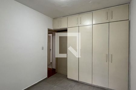 Quarto 2 de apartamento para alugar com 2 quartos, 70m² em Boqueirão, Santos